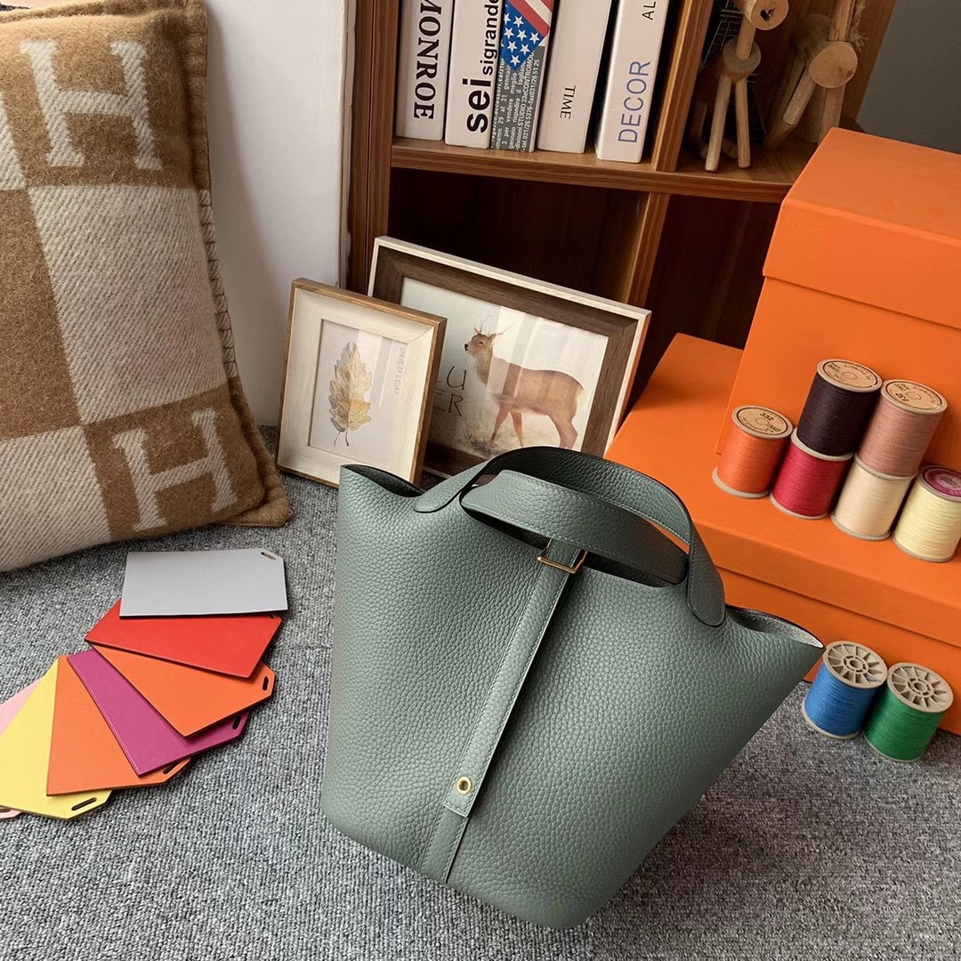 에르메스 피코탄18 세이지 금장 끌레망스 가죽